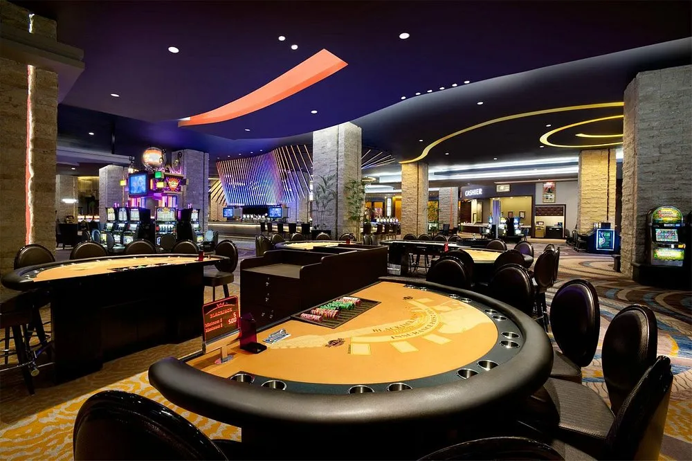 Moralya Casino Floor